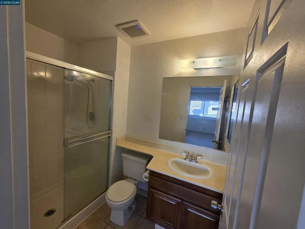 2581 El Portal Dr #C San Pablo, CA 94806
