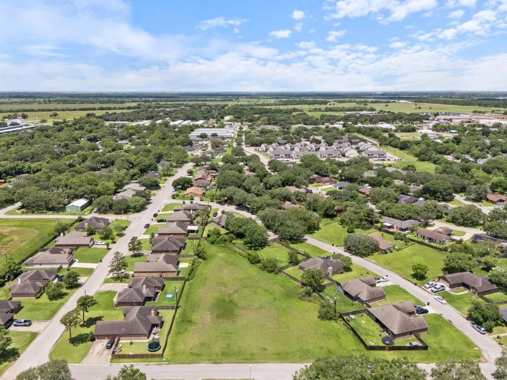 4520 Rattan Avenue Bay City, TX 77414