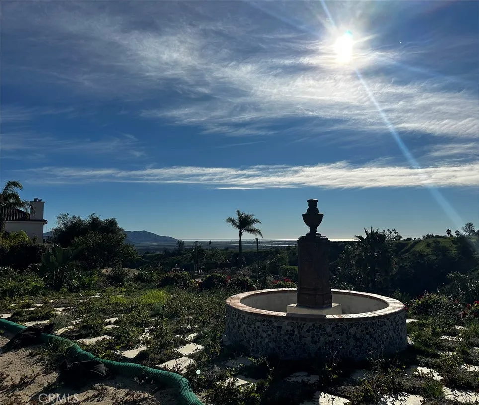 48 Altamont Camarillo, CA 93010
