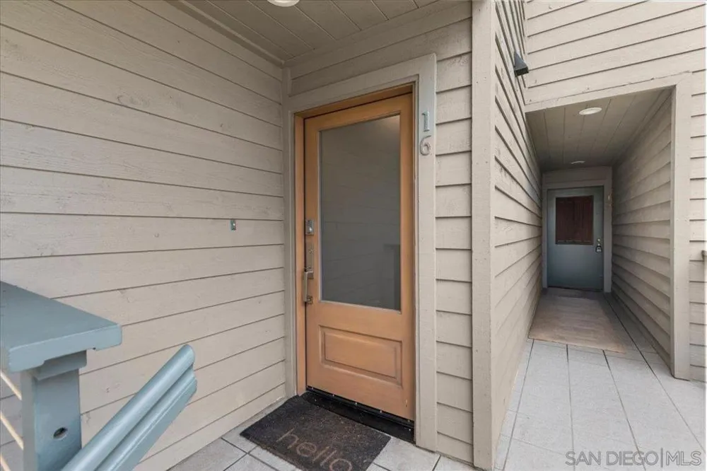 940 Sealane #16 Encinitas, CA 92024
