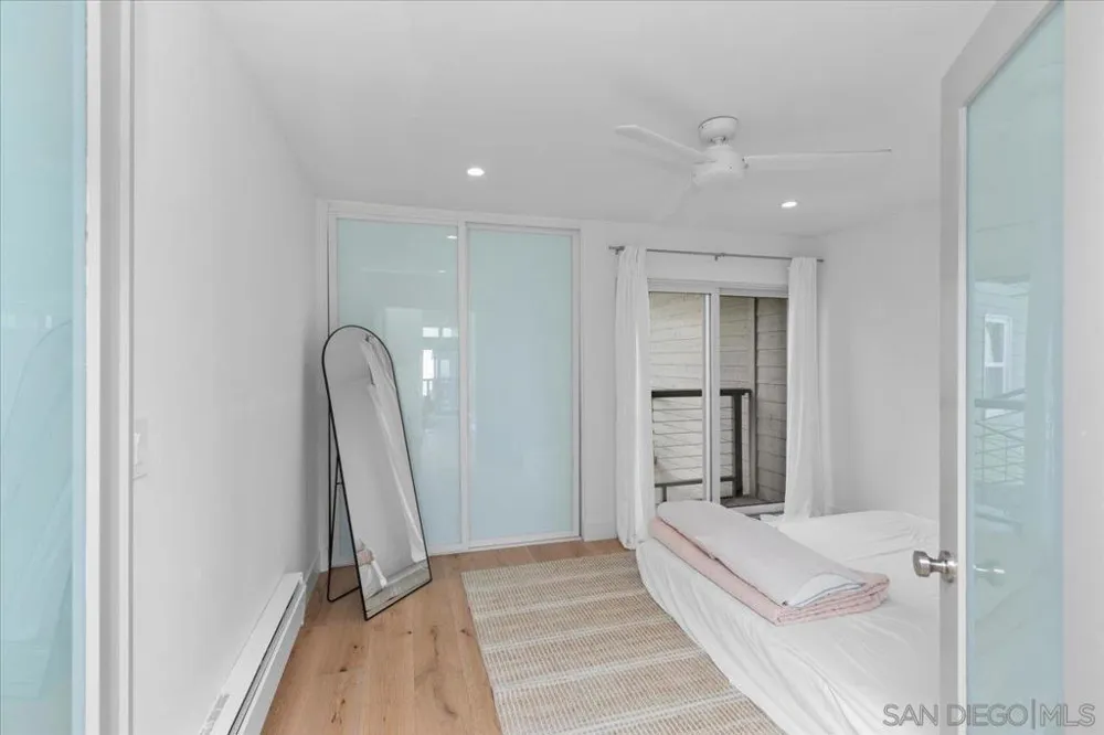 940 Sealane #16 Encinitas, CA 92024