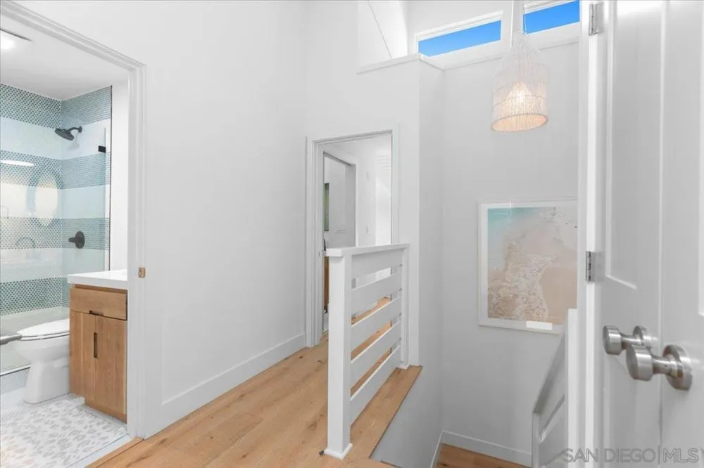 940 Sealane #16 Encinitas, CA 92024