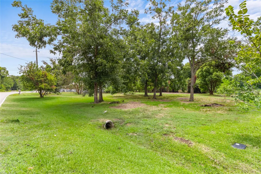 Red Bluff Dr Seabrook, TX 77586