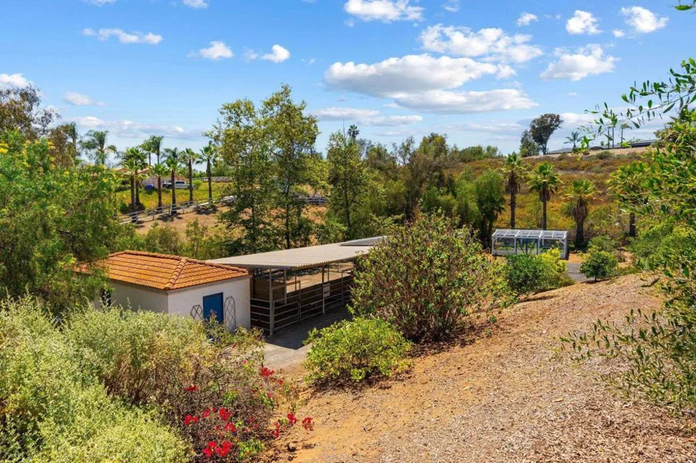 7101 Circa De Media Escondido, CA 92029