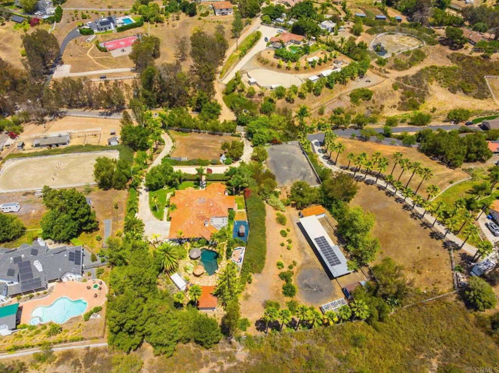 7101 Circa De Media Escondido, CA 92029