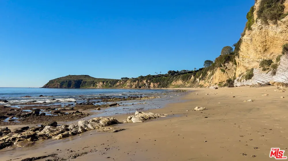29221 Heathercliff Road #13 Malibu, CA 90265