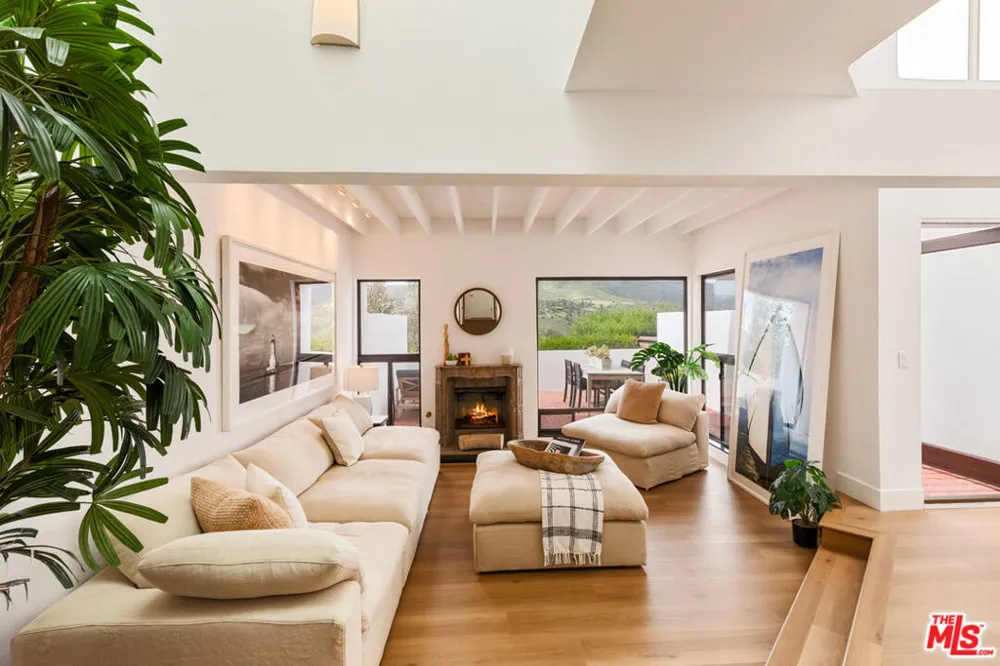 29221 Heathercliff Road #13 Malibu, CA 90265