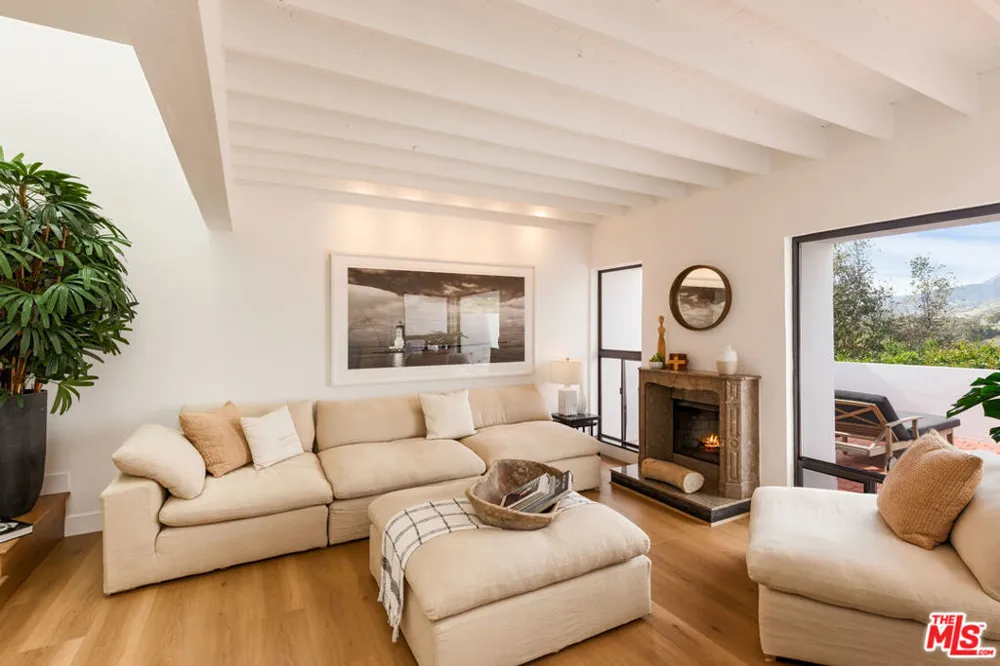29221 Heathercliff Road #13 Malibu, CA 90265