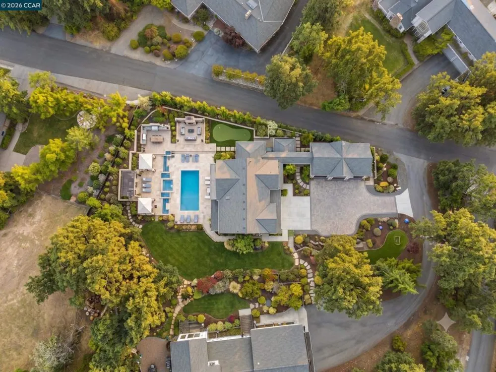 300 Marks Rd Alamo, CA 94507