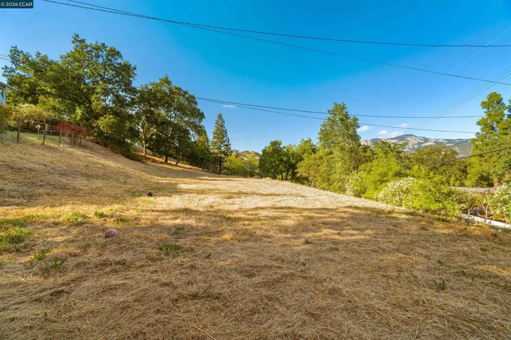 300 Marks Rd Alamo, CA 94507