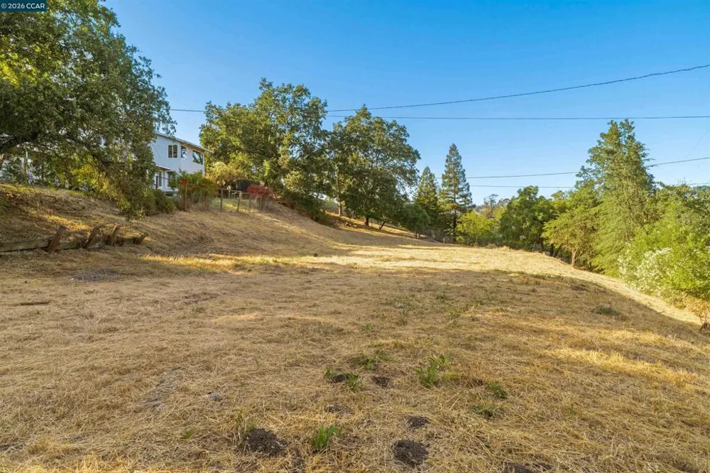 300 Marks Rd Alamo, CA 94507