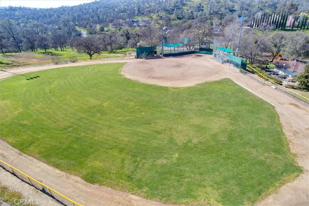 42781 Badger Circle Drive Coarsegold, CA 93614