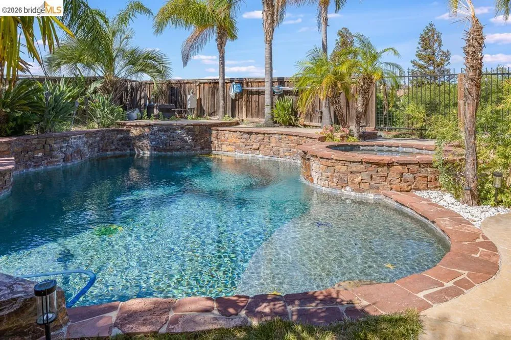 687 Flemish Brentwood, CA 94513