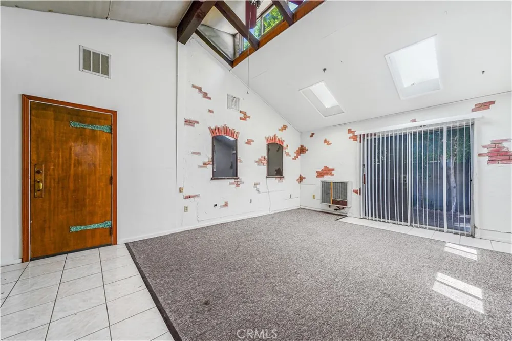 11139 Cohasset Sun Valley, CA 91352