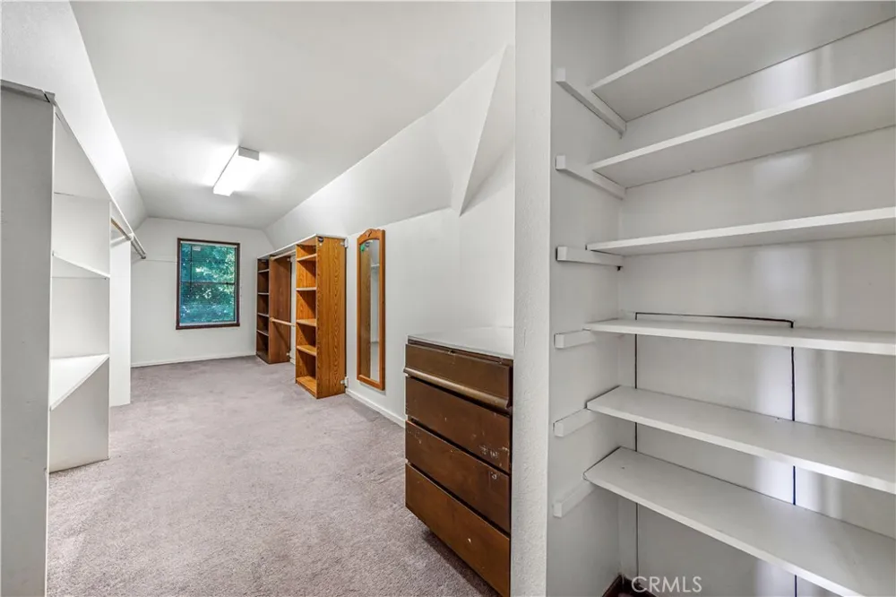 11139 Cohasset Sun Valley, CA 91352