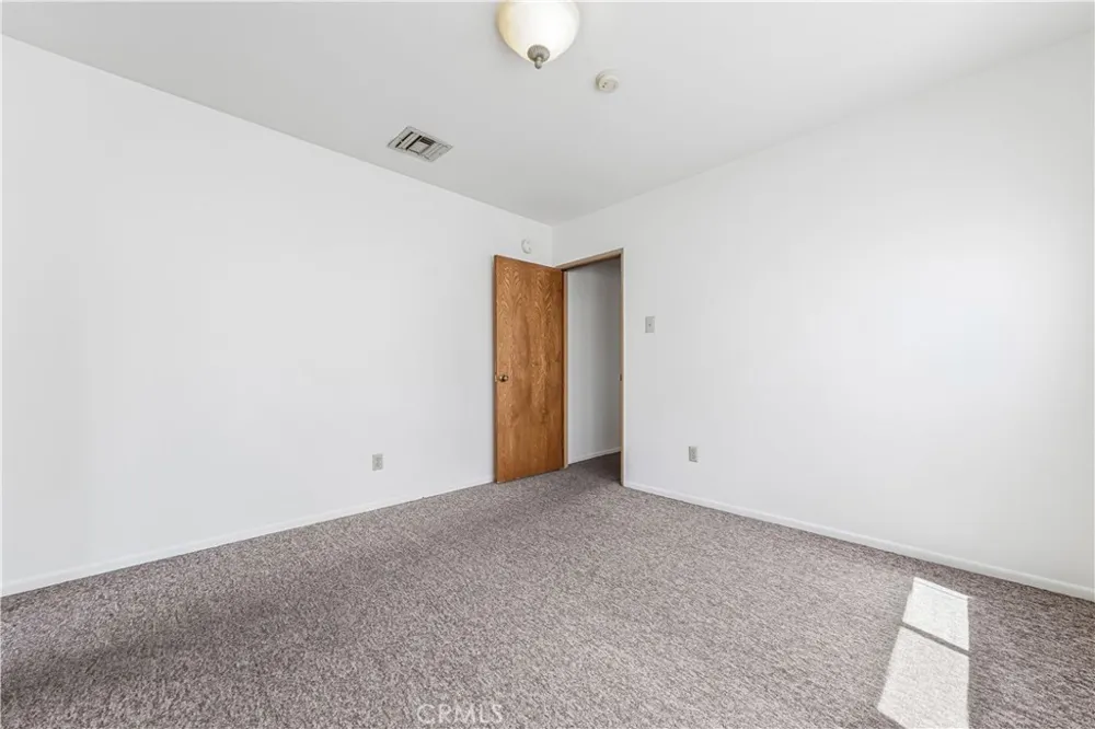 11139 Cohasset Sun Valley, CA 91352
