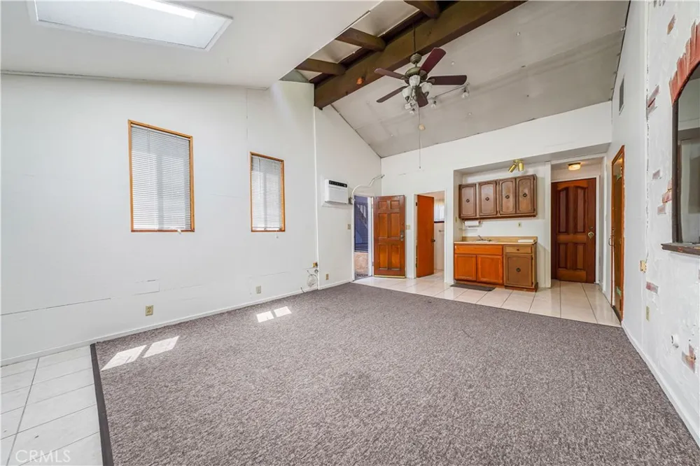 11139 Cohasset Sun Valley, CA 91352