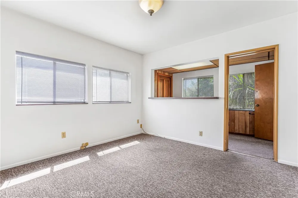 11139 Cohasset Sun Valley, CA 91352