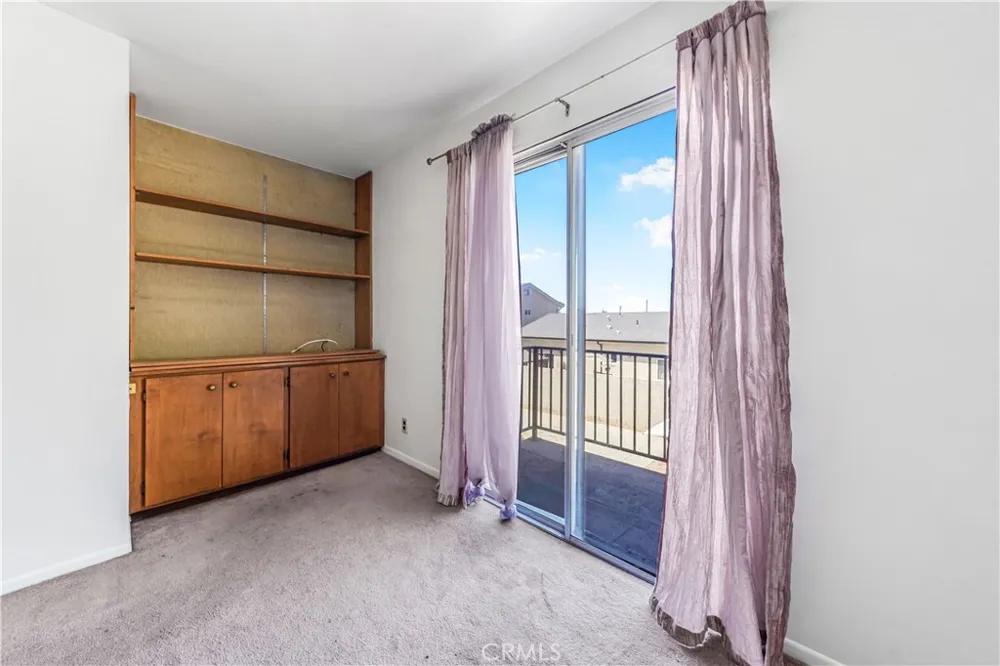 11139 Cohasset Sun Valley, CA 91352