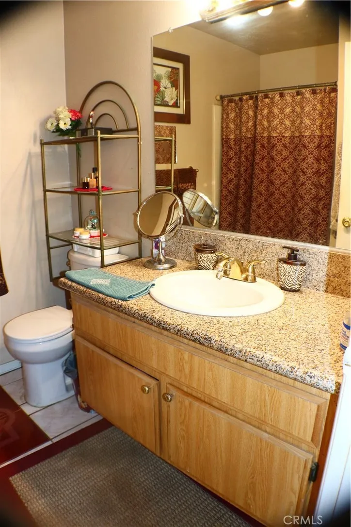 37023 29th E Palmdale, CA 93550