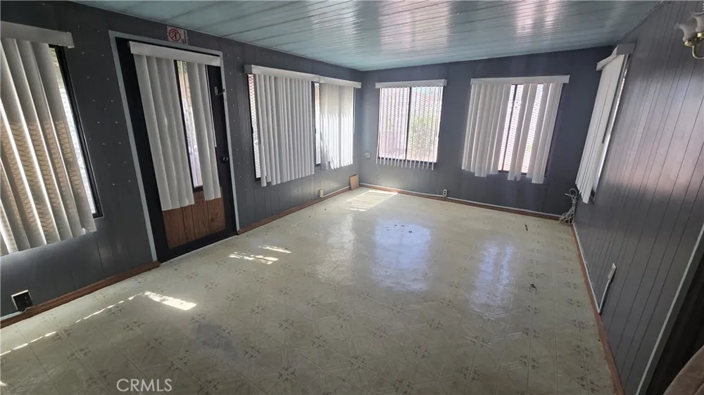 37023 29th E Palmdale, CA 93550