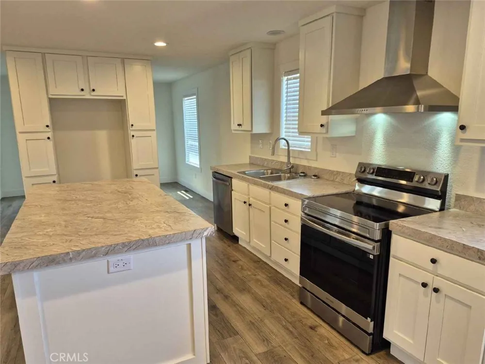 16375 Dam Road Clearlake, CA 95422