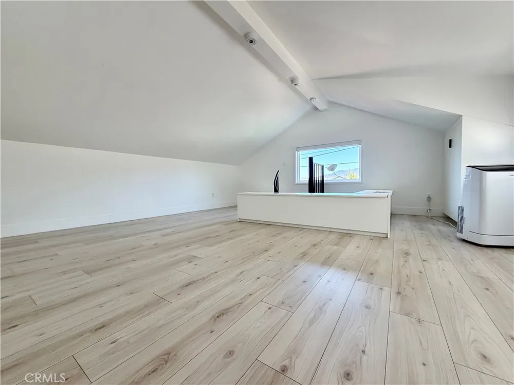2536 Mayfield #1/2 Montrose, CA 91020