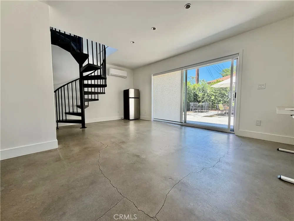 2536 Mayfield #1/2 Montrose, CA 91020