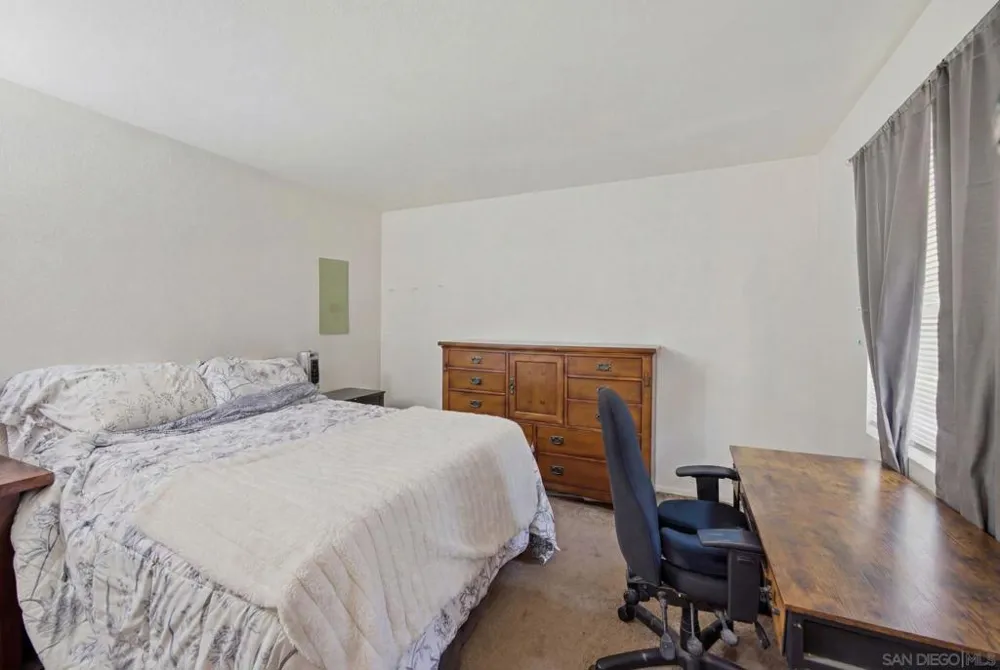29402 Circle R Greens Dr Escondido, CA 92026