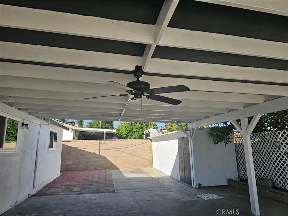 12036 Jouett Lakeview Terrace, CA 91342