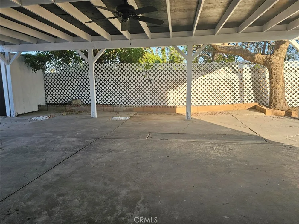 12036 Jouett Lakeview Terrace, CA 91342