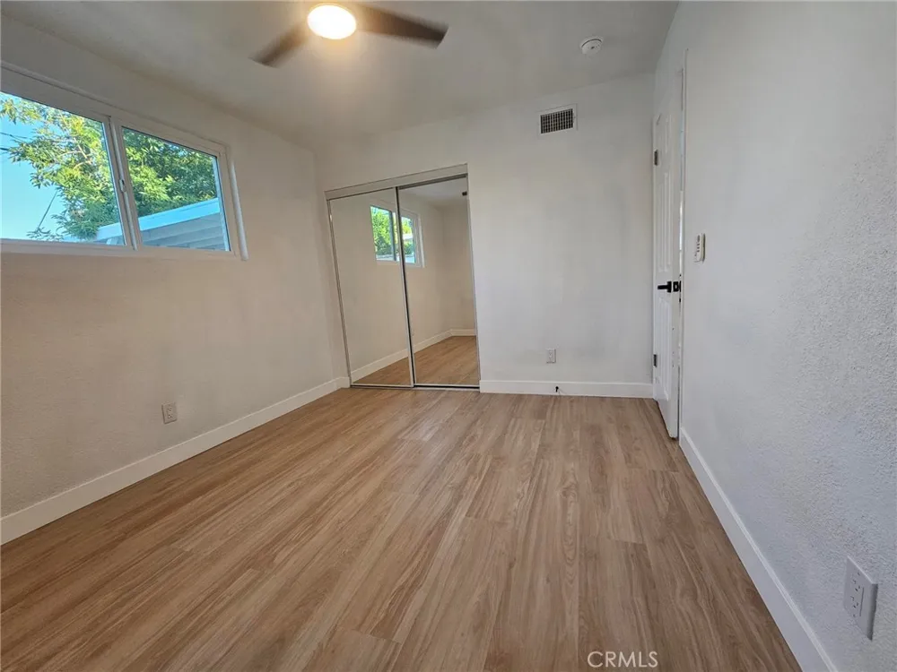 12036 Jouett Lakeview Terrace, CA 91342