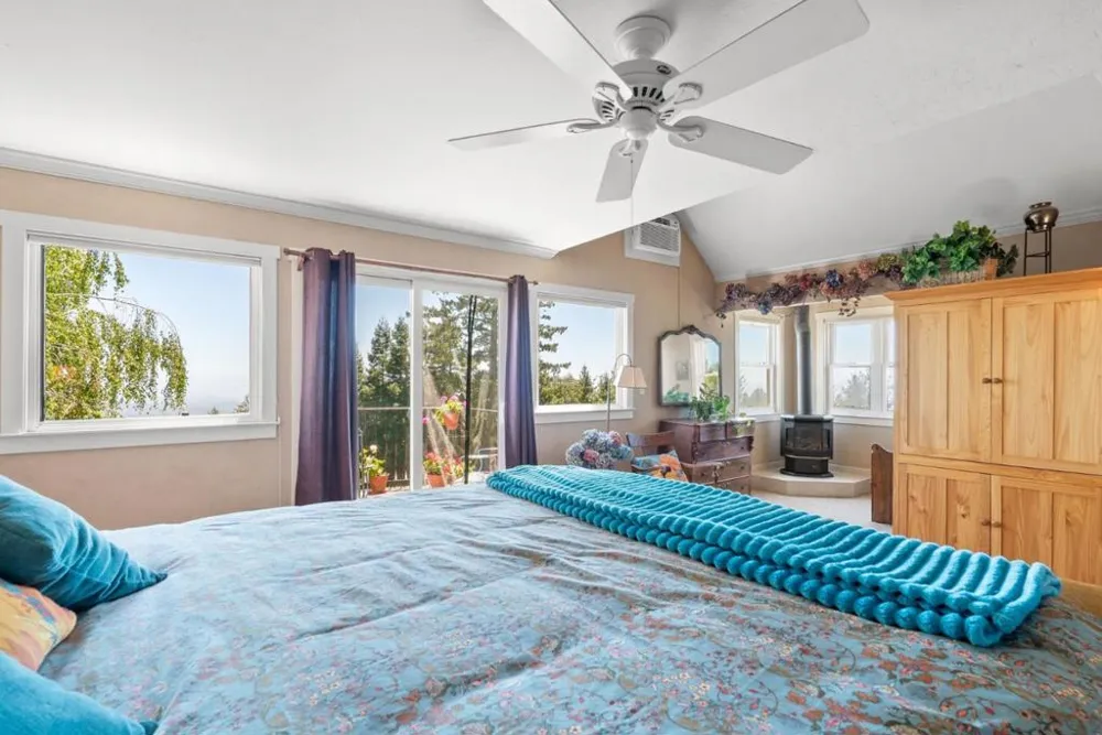 200 McAmant Drive Santa Cruz, CA 95060