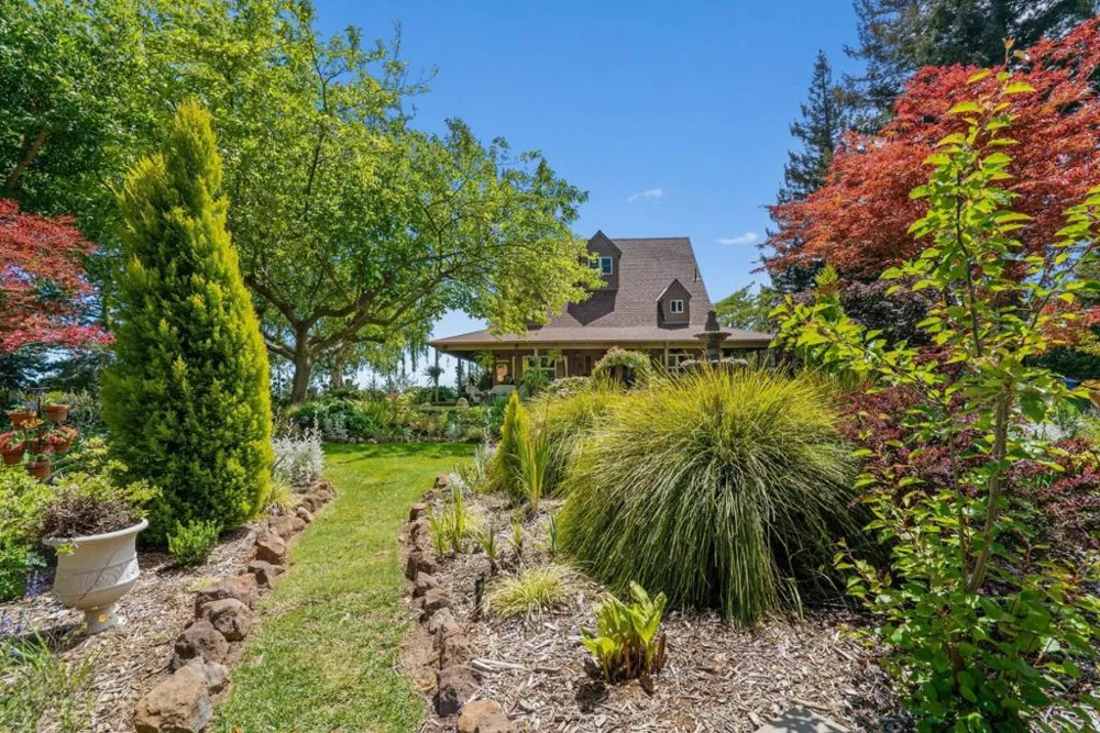 200 McAmant Drive Santa Cruz, CA 95060