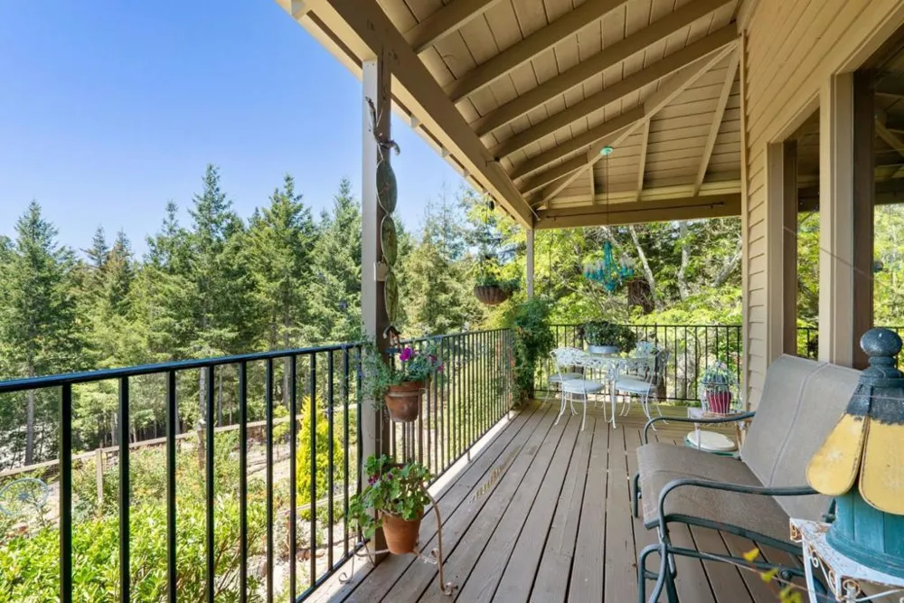 200 McAmant Drive Santa Cruz, CA 95060