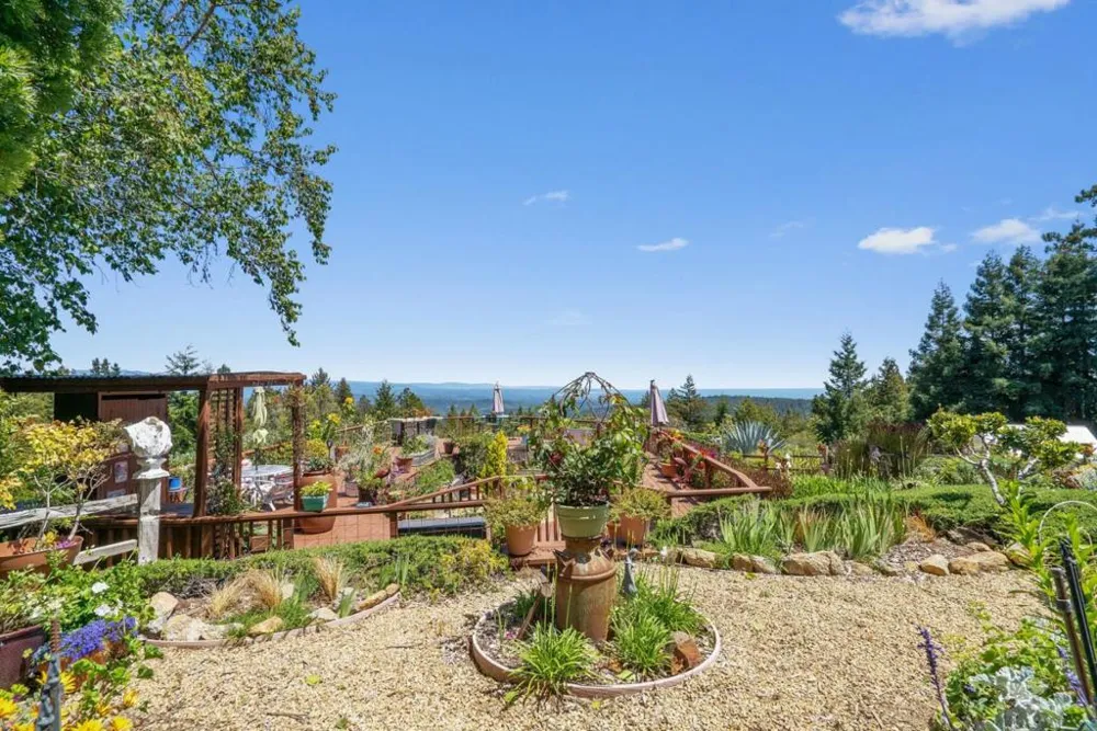 200 McAmant Drive Santa Cruz, CA 95060