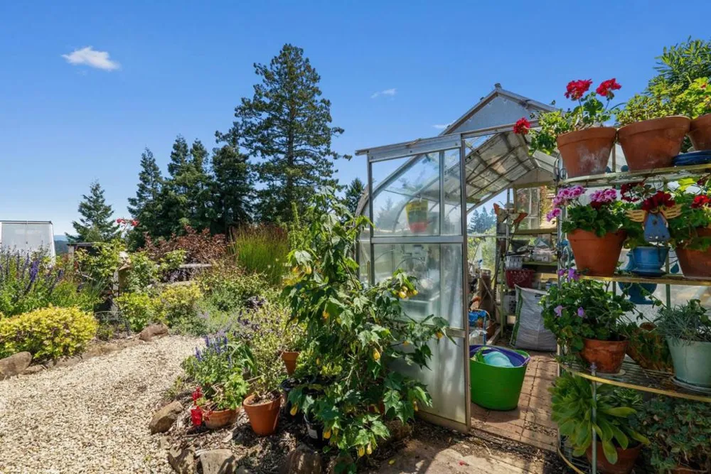 200 McAmant Drive Santa Cruz, CA 95060