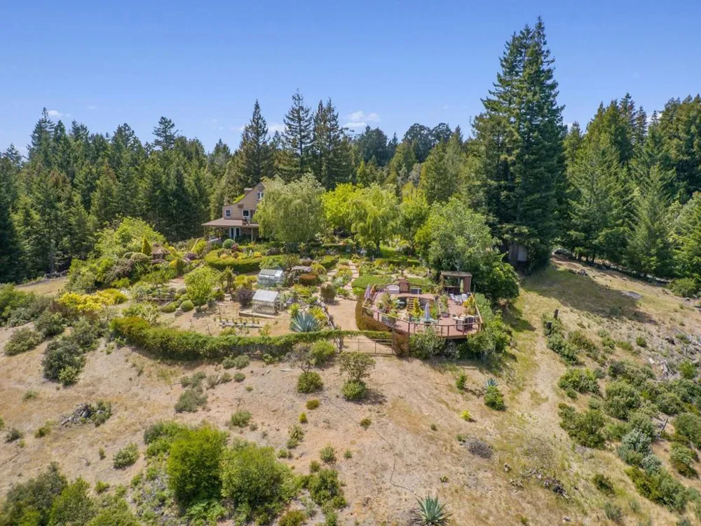 200 McAmant Drive Santa Cruz, CA 95060