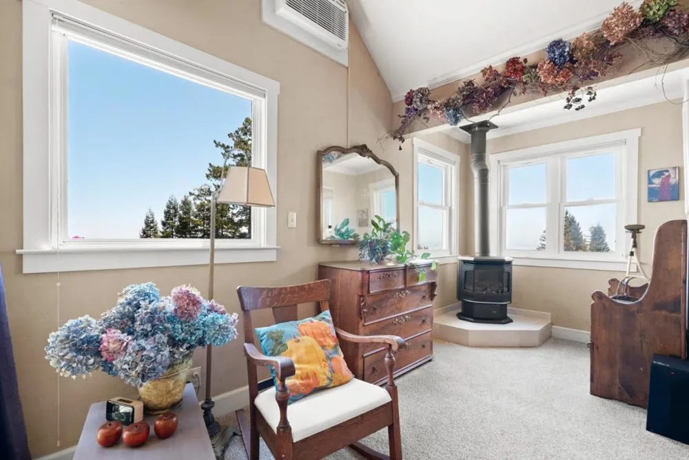 200 McAmant Drive Santa Cruz, CA 95060