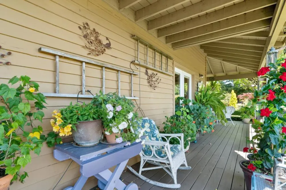 200 McAmant Drive Santa Cruz, CA 95060