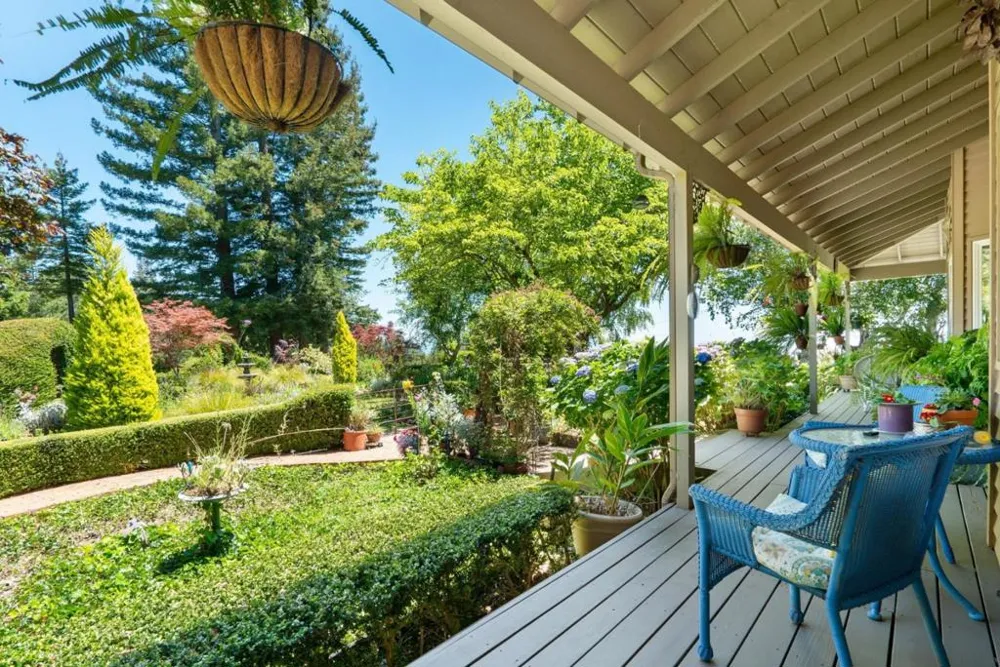 200 McAmant Drive Santa Cruz, CA 95060