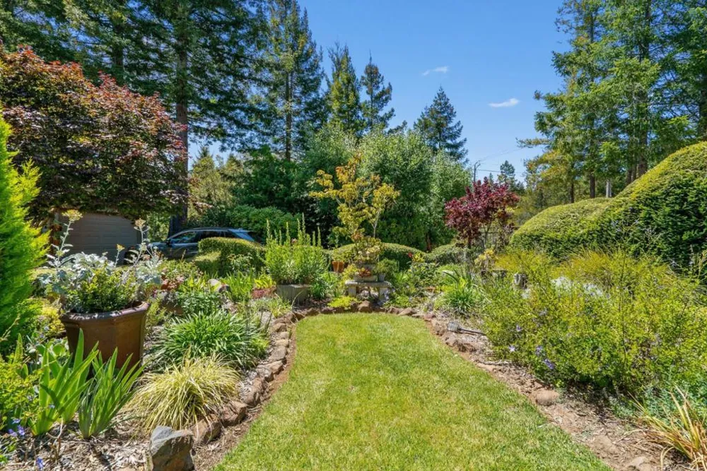 200 McAmant Drive Santa Cruz, CA 95060