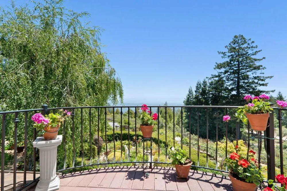 200 McAmant Drive Santa Cruz, CA 95060