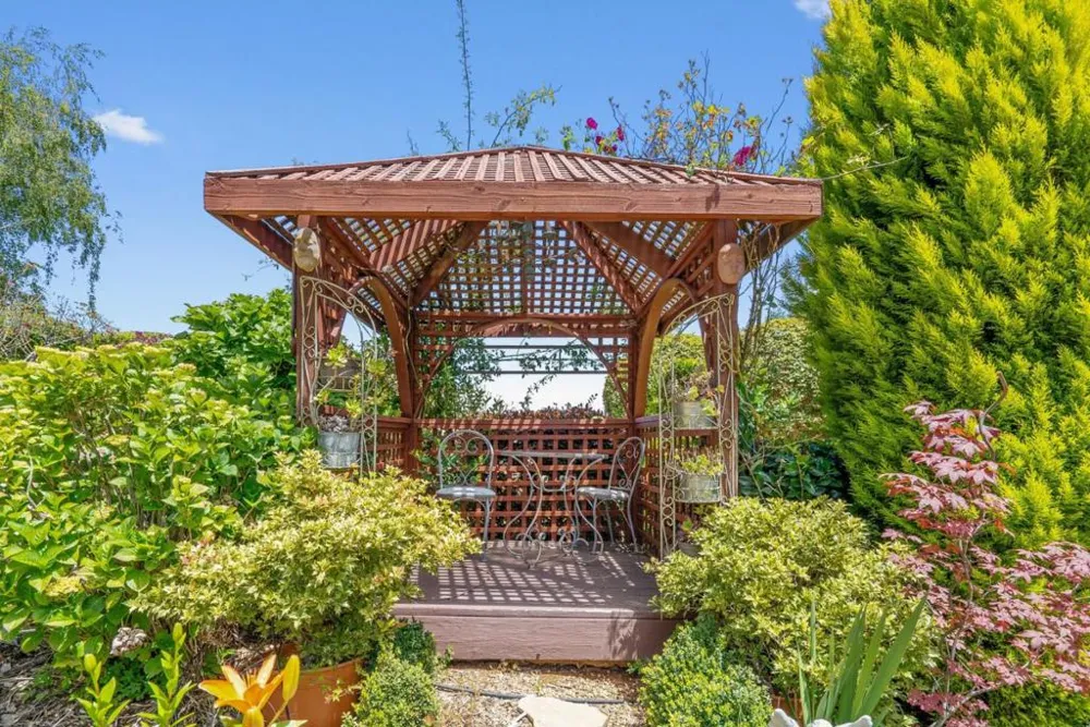 200 McAmant Drive Santa Cruz, CA 95060