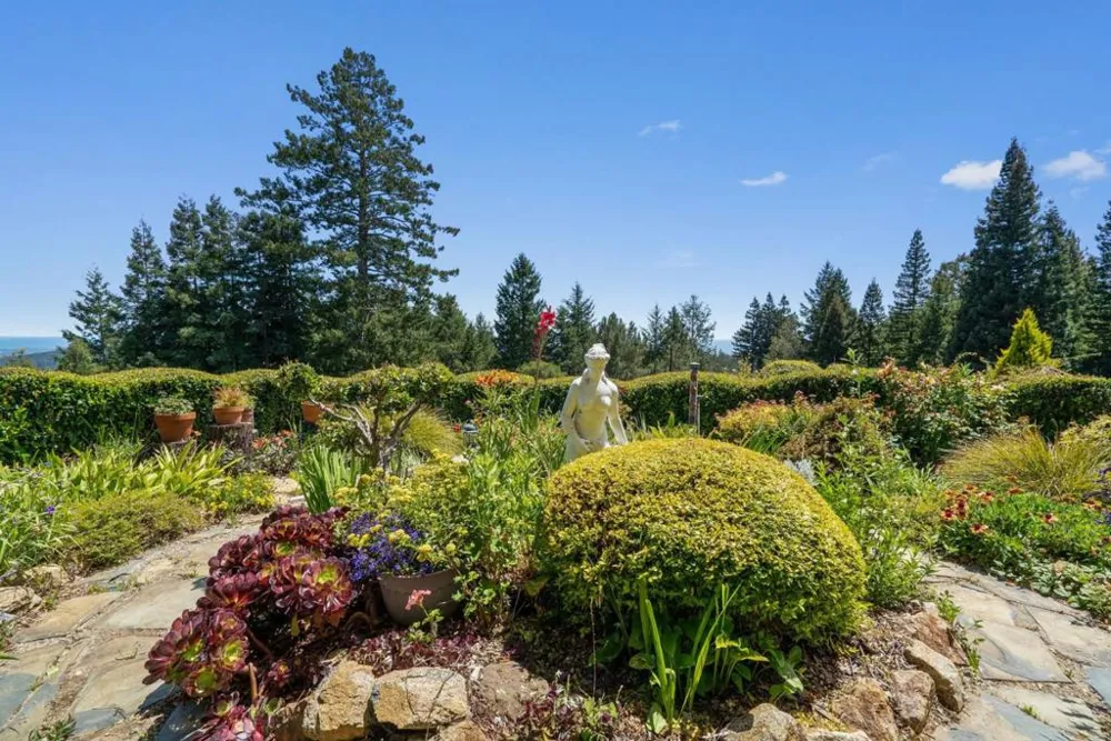 200 McAmant Drive Santa Cruz, CA 95060