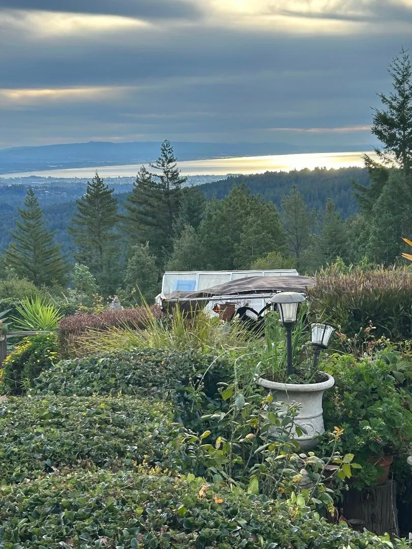 200 McAmant Drive Santa Cruz, CA 95060