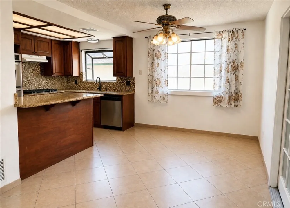 342 E Gilmore Drive Corona, CA 92879