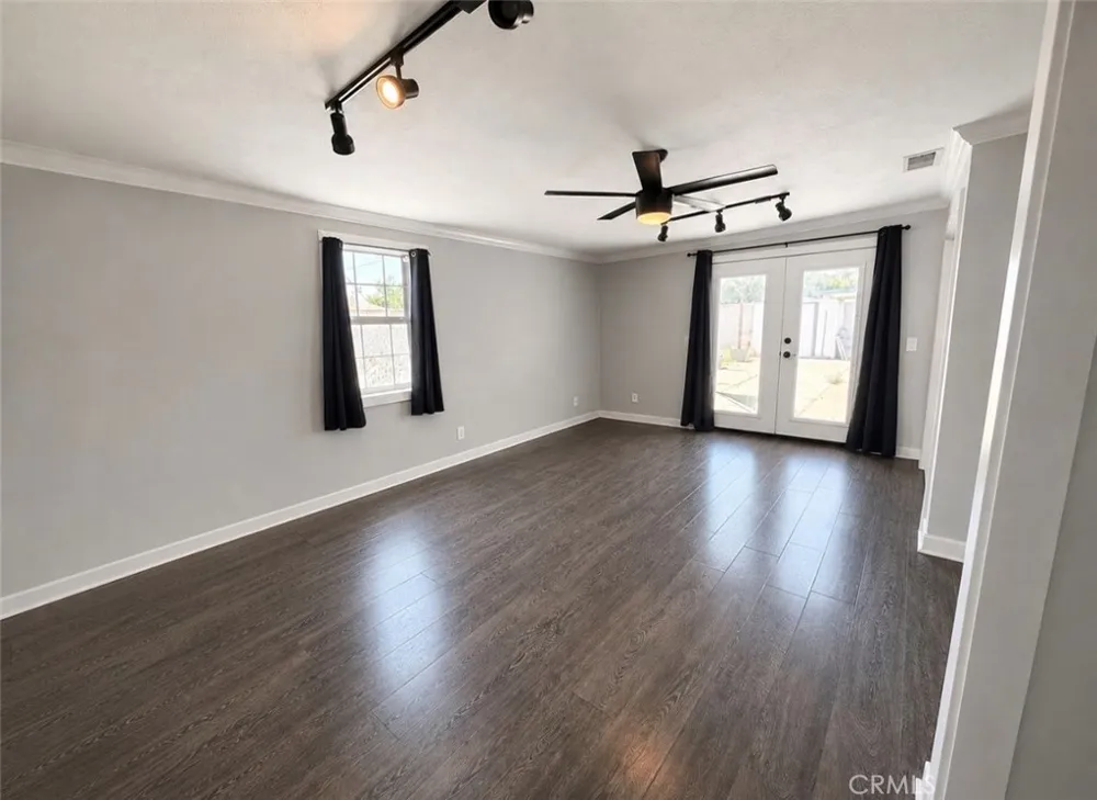 342 E Gilmore Drive Corona, CA 92879