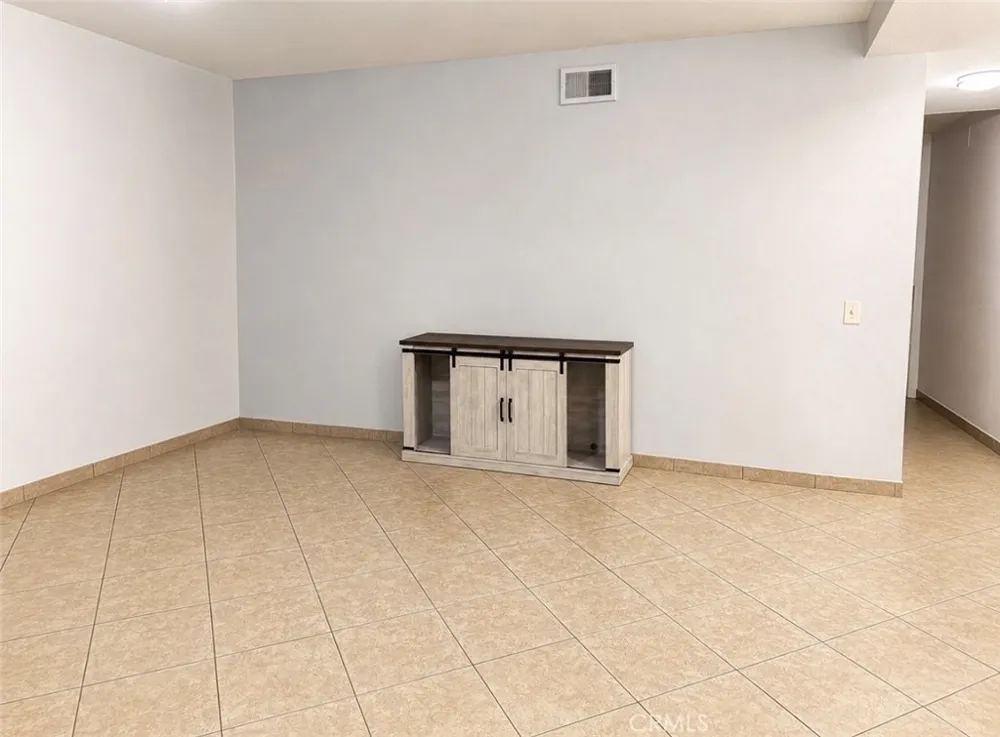 342 E Gilmore Drive Corona, CA 92879