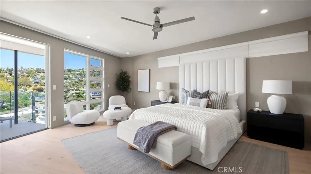 964 Van Dyke Laguna Beach, CA 92651